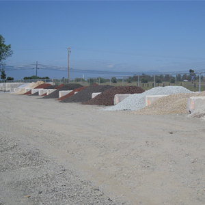 Red Truck ROCK YARD